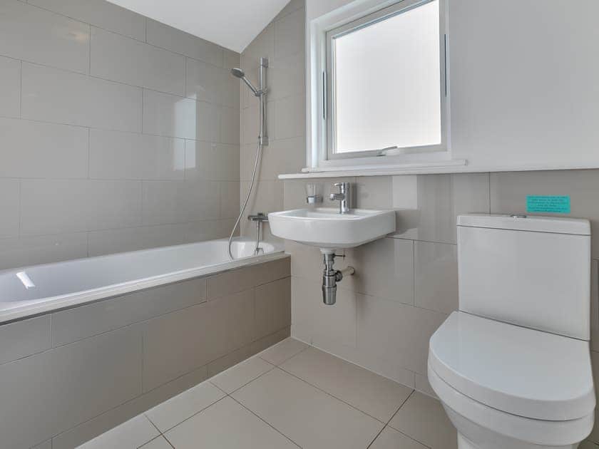 Bathroom | Lodge 53 Una - St Ives Resort, Carbis Bay, near St Ives