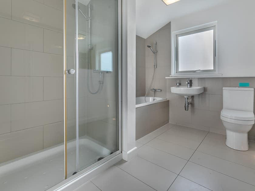 Bathroom | Lodge 53 Una - St Ives Resort, Carbis Bay, near St Ives