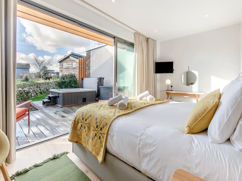 Double bedroom | Villa 82 Una - St Ives Resort, Carbis Bay