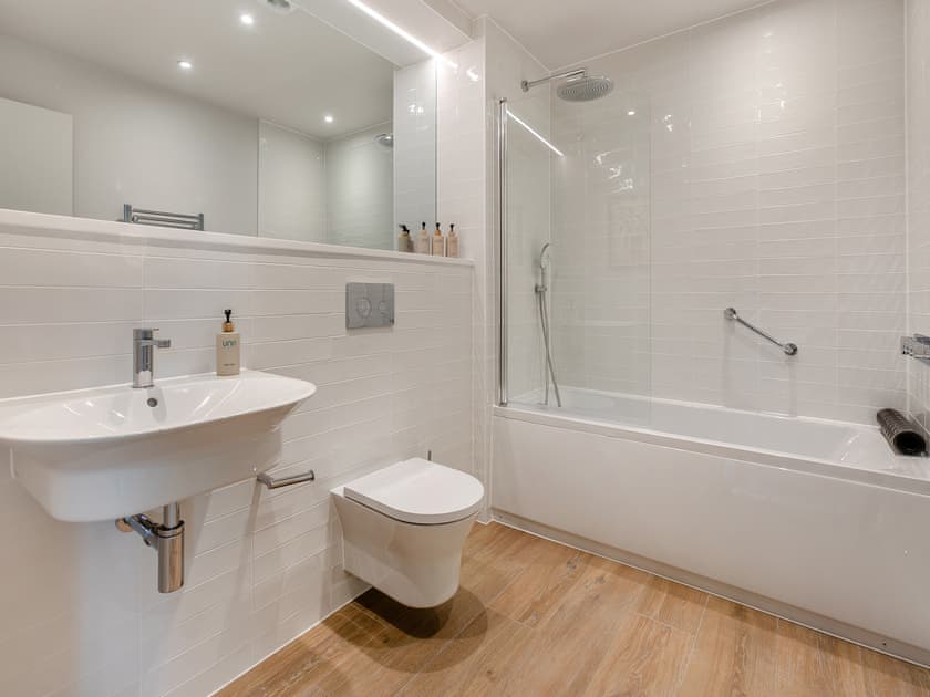 Bathroom | Villa 82 Una - St Ives Resort, Carbis Bay