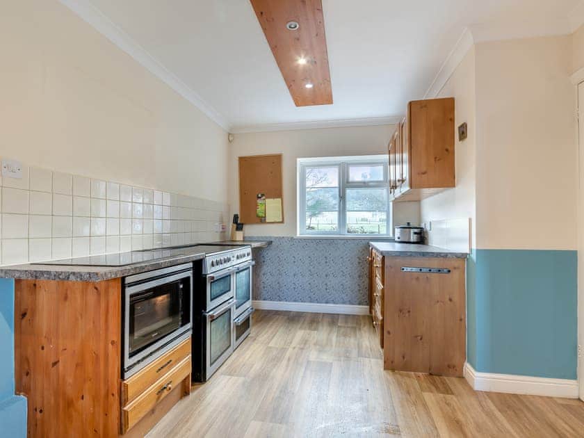 Kitchen | Sporting Heights, Clows Top, near Kidderminster