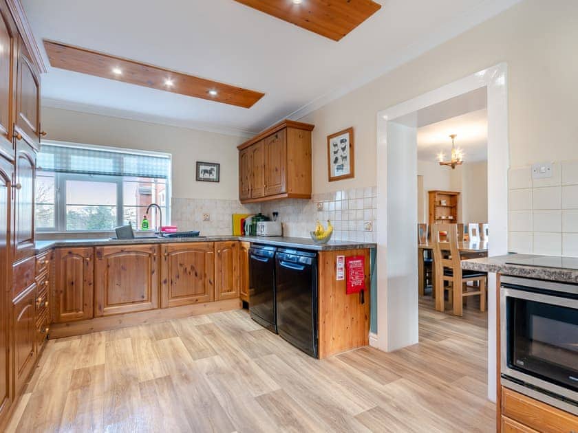 Kitchen | Sporting Heights, Clows Top, near Kidderminster