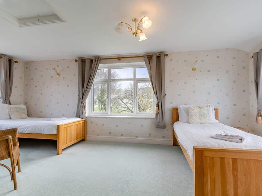 Triple bedroom | Sporting Heights, Clows Top, near Kidderminster