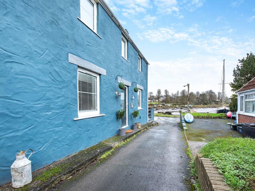 Exterior | Oyster Catcher Cottage, Haverfordwest