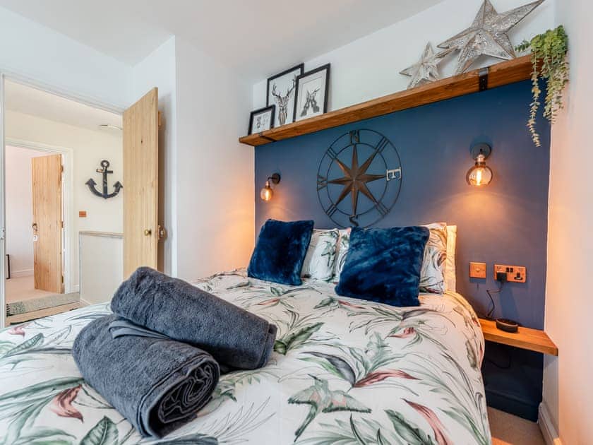Double bedroom | Oystercatcher Cottage, Llangwm, near Haverfordwest