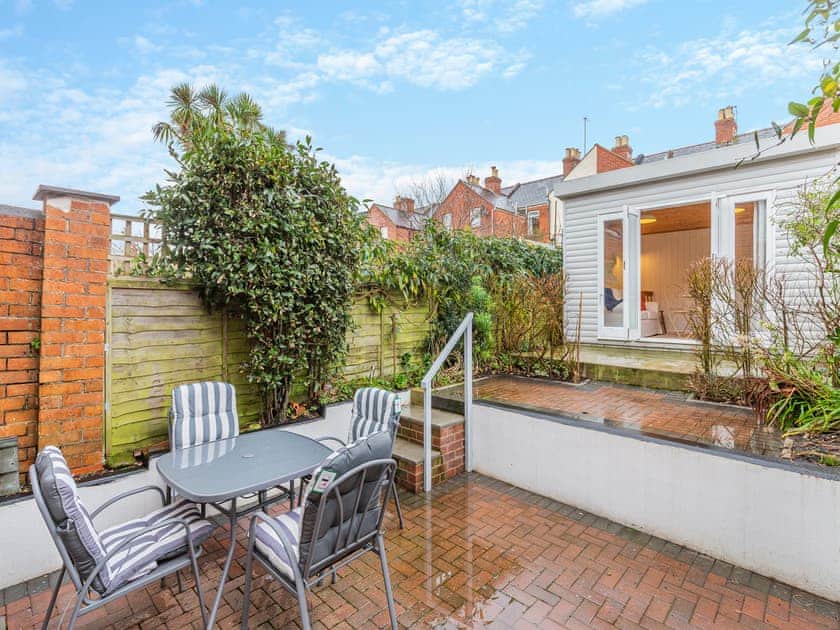 Sitting-out-area | Pebble Cottage, Weymouth