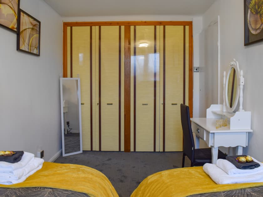 Twin bedroom | West Park House, Ashton on Ribble, near Preston