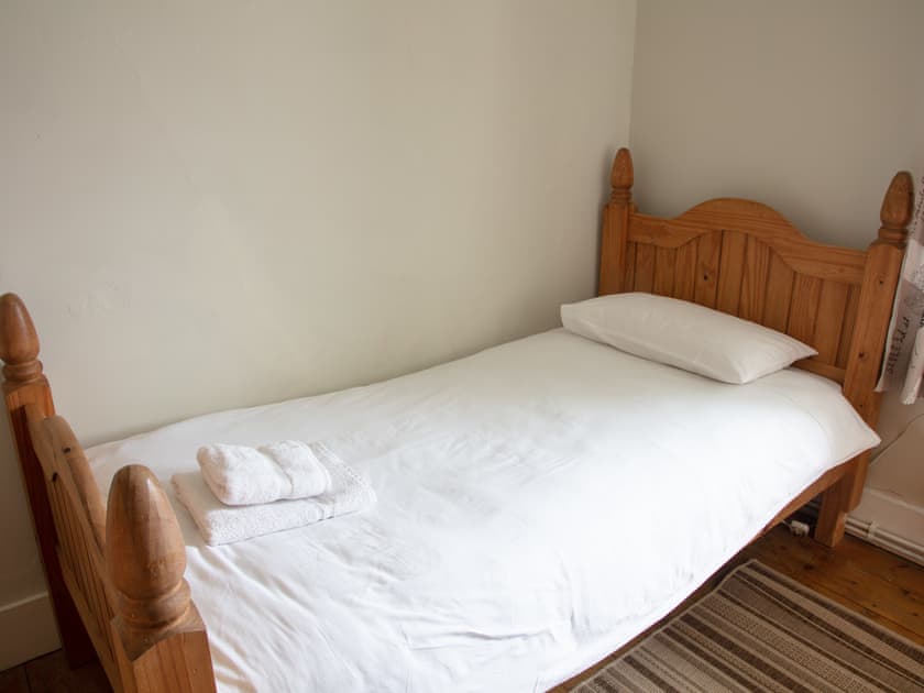 Single bedroom | Golan - Bach Wen Cottages, Clynnog Fawr