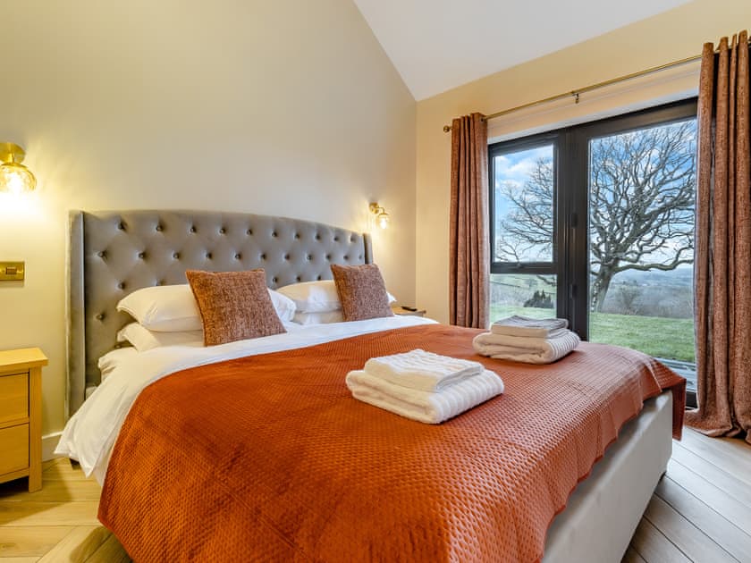 Double bedroom | Root - Pentre Lodges, Mochdre,Newtown