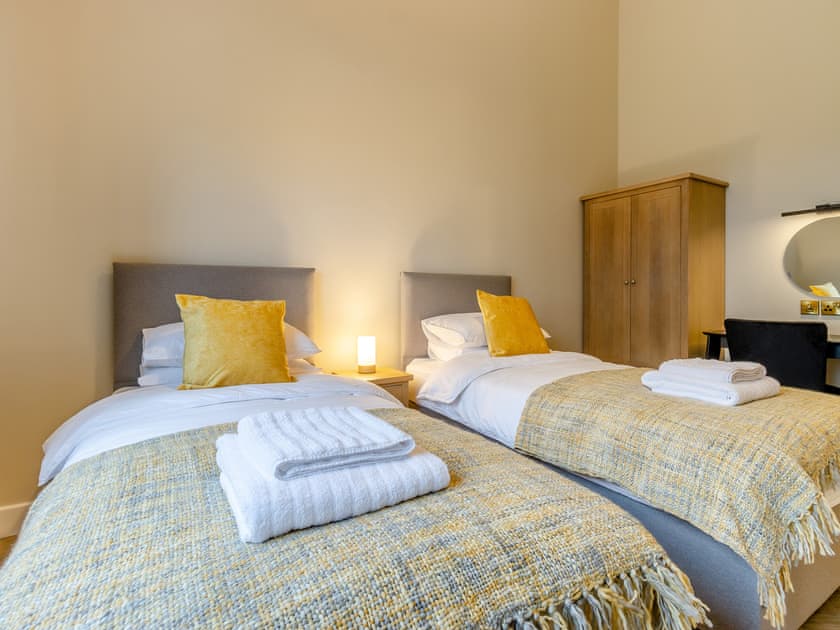 Twin bedroom | Root - Pentre Lodges, Mochdre,Newtown