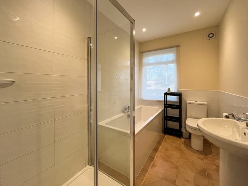 Bathroom | Holly Croft, Drem, North Berwick
