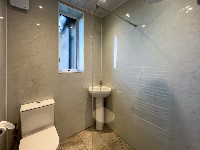 Bathroom | Holly Croft, Drem, North Berwick