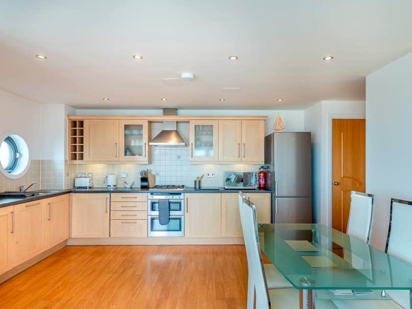 Kitchen/diner | 10 Horizons - Horizons, Newquay