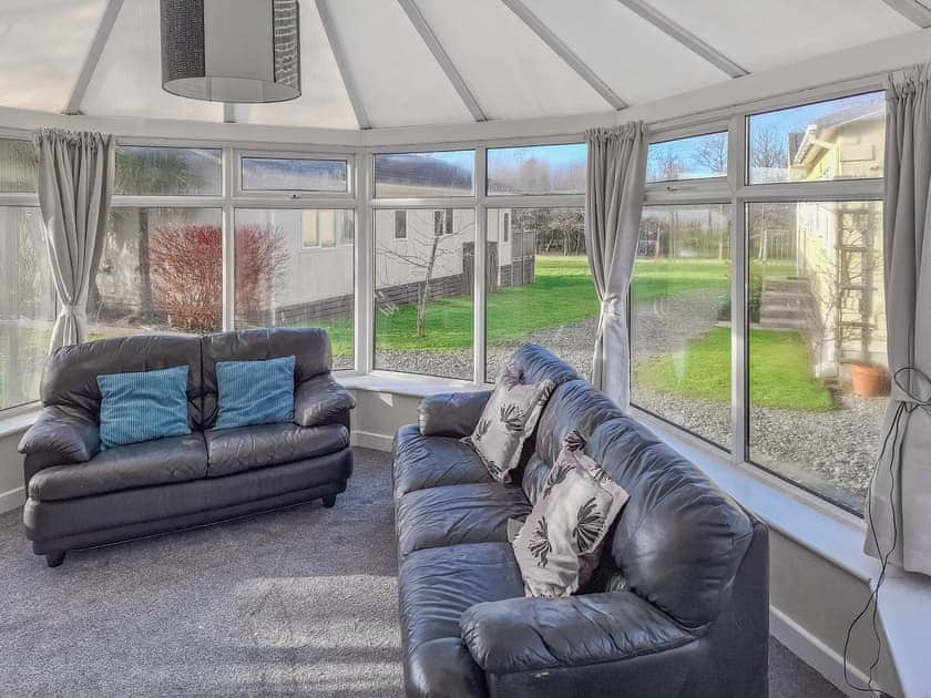 Conservatory | Cedar - Thornbury Holiday Park, Woodacott, near Holsworthy