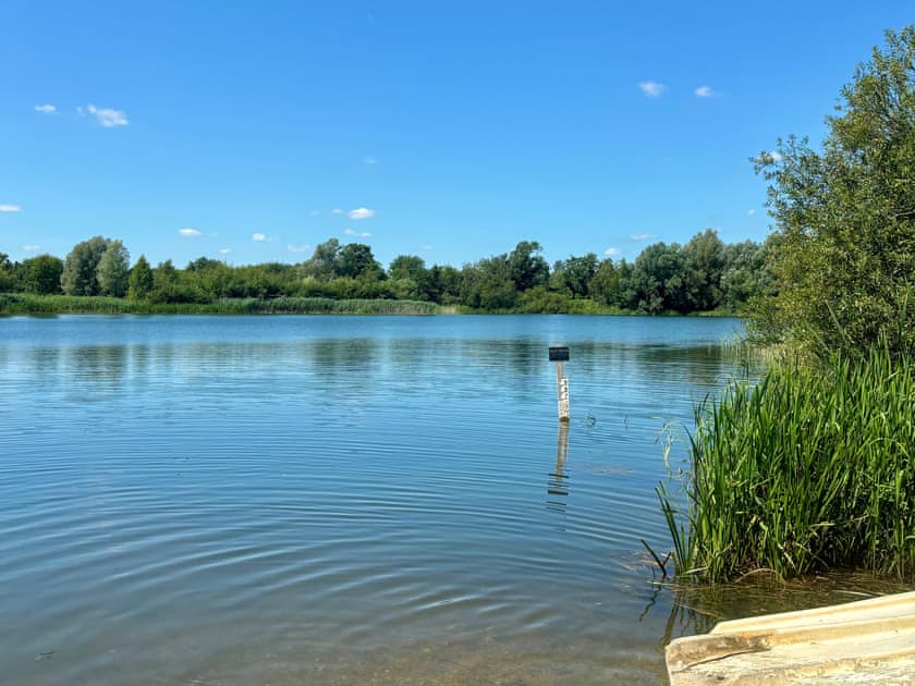 Surrounding area | Nuthatch, Cirencester