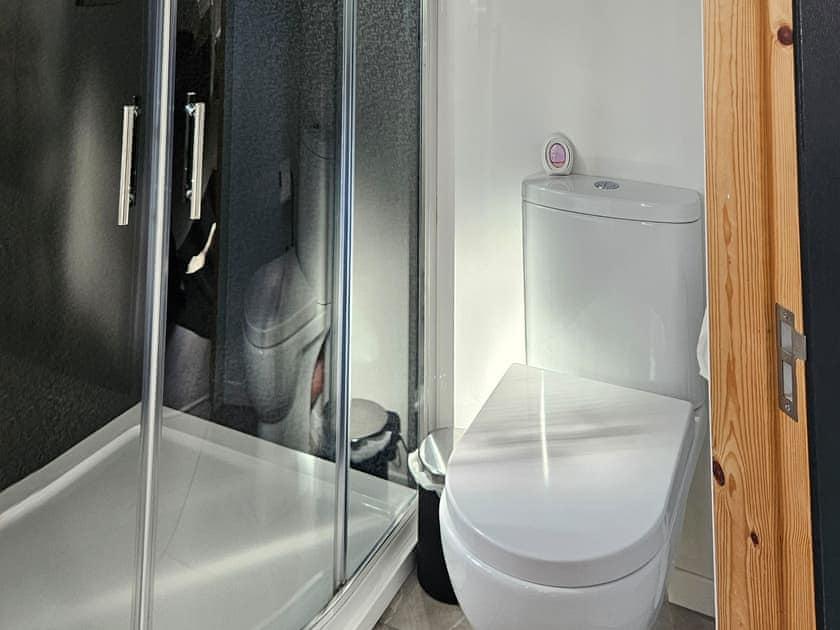 Bathroom | Harris - Hebridean Holiday Huts, Stornoway