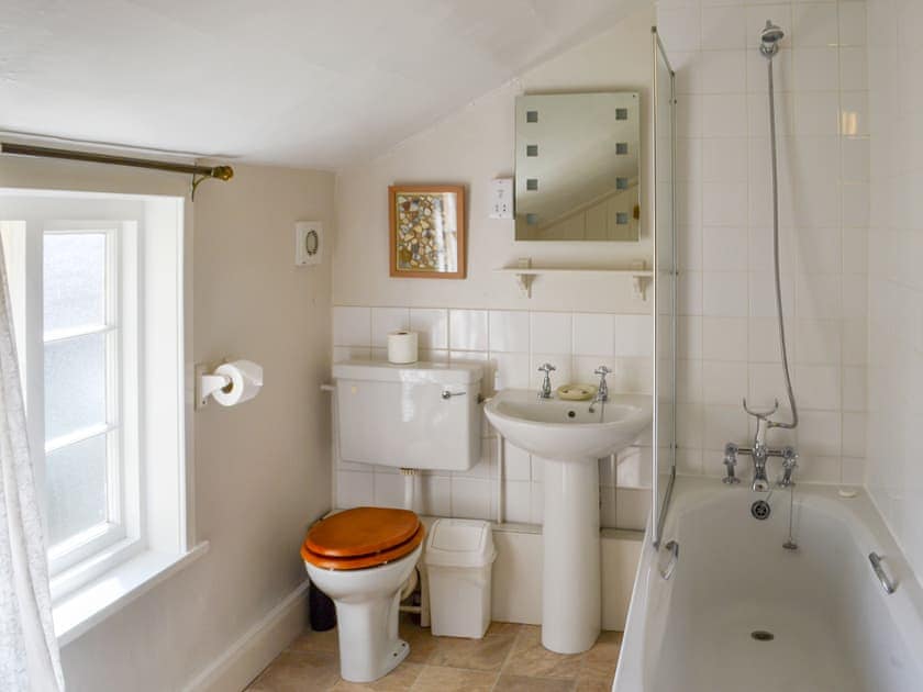 Bathroom | Horseshoe Cottage, Nordham, near Beverley