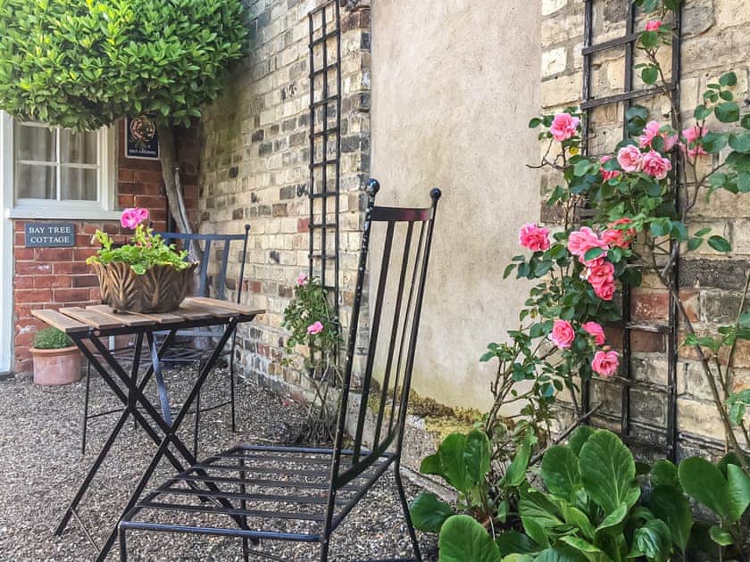 Sitting-out-area | Horseshoe Cottage, Nordham, near Beverley