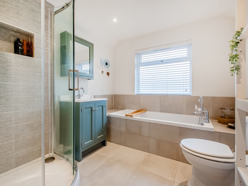Bathroom | Isfryn, Llanbedr Nr Harlech