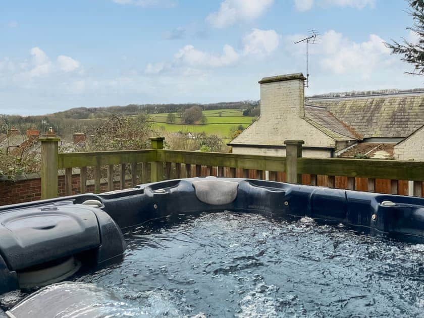 Hot tub | Chevin View, Belper