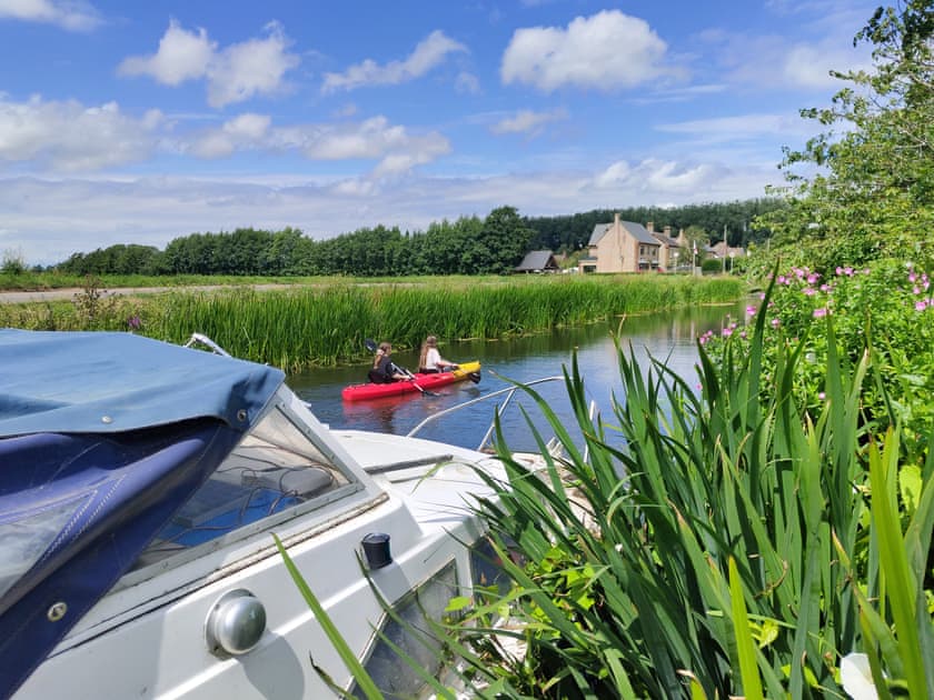 Surrounding area | Nene Cottage, Upwell