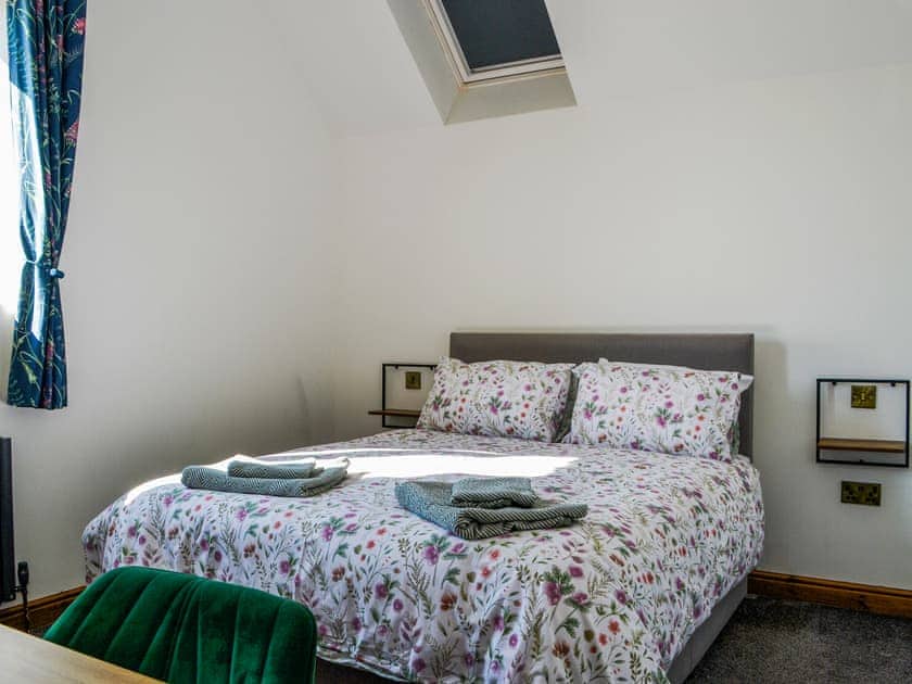 Double bedroom | Cart House - Clapham Holme Farm Cottages, Great Hatfield, near Hull