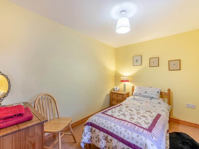 Single bedroom | Alice’s Cottage - Low Cornriggs Farm, Cowshill, near Alston