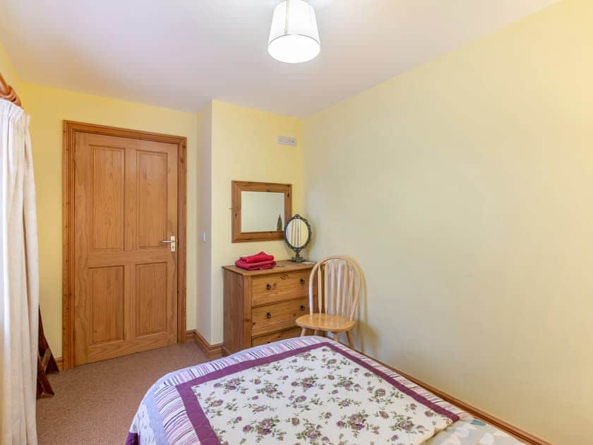 Single bedroom | Alice’s Cottage - Low Cornriggs Farm, Cowshill, near Alston
