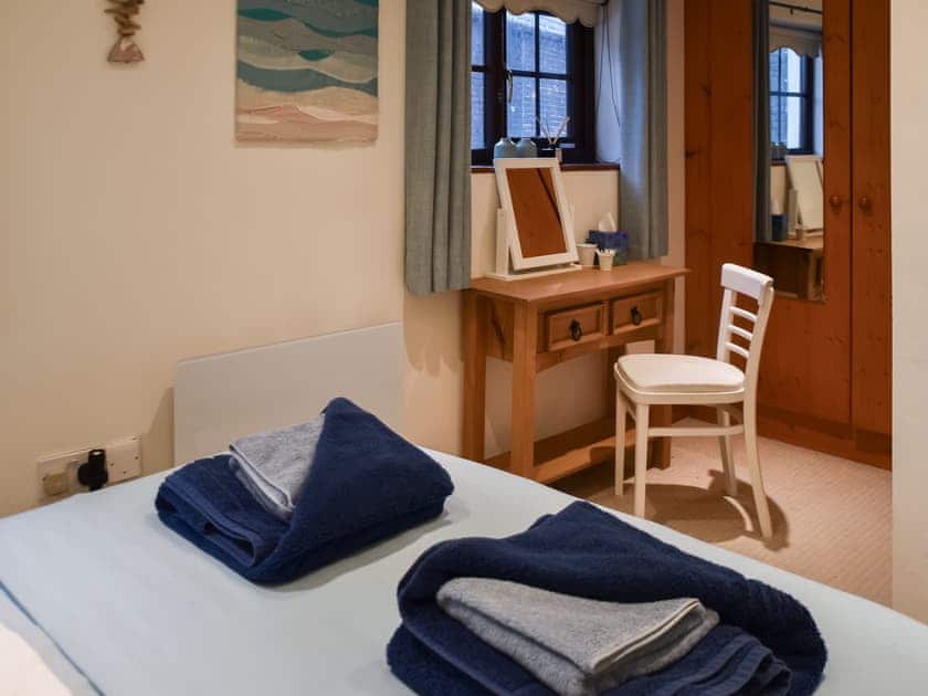 Double bedroom | White Stones Cottage, Caister-on-Sea, near Great Yarmouth