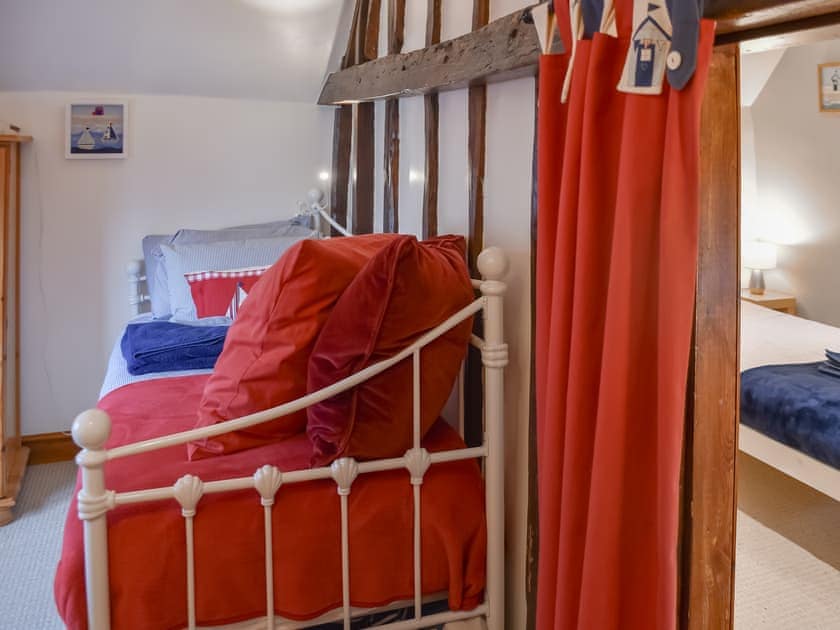 Single bedroom | White Stones Cottage, Caister-on-Sea, near Great Yarmouth