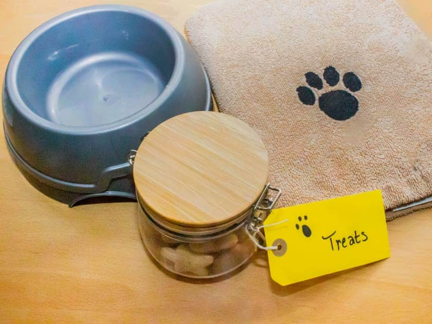 Dog friendly | White Stones Cottage, Caister-on-Sea, near Great Yarmouth
