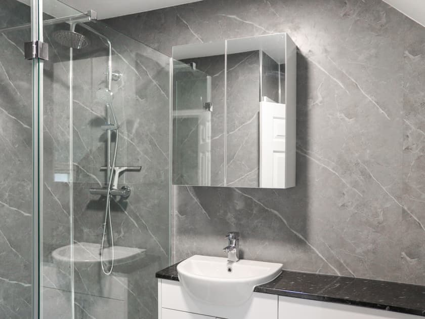 Bathroom | Hafanedd, Dyffryn Ardudwy Near Barmouth