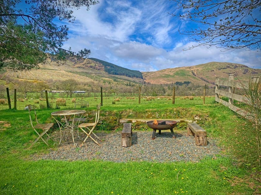 Sitting-out-area | The Old Barn, Colintraive, near Tighnabruaich