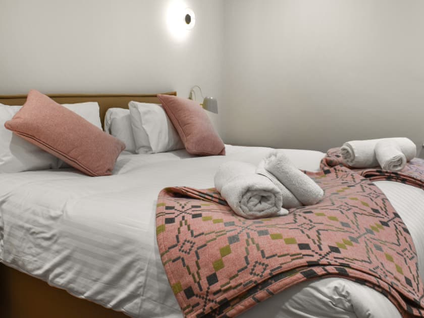 Double bedroom | Villa 79 - St Ives Resort, Carbis Bay