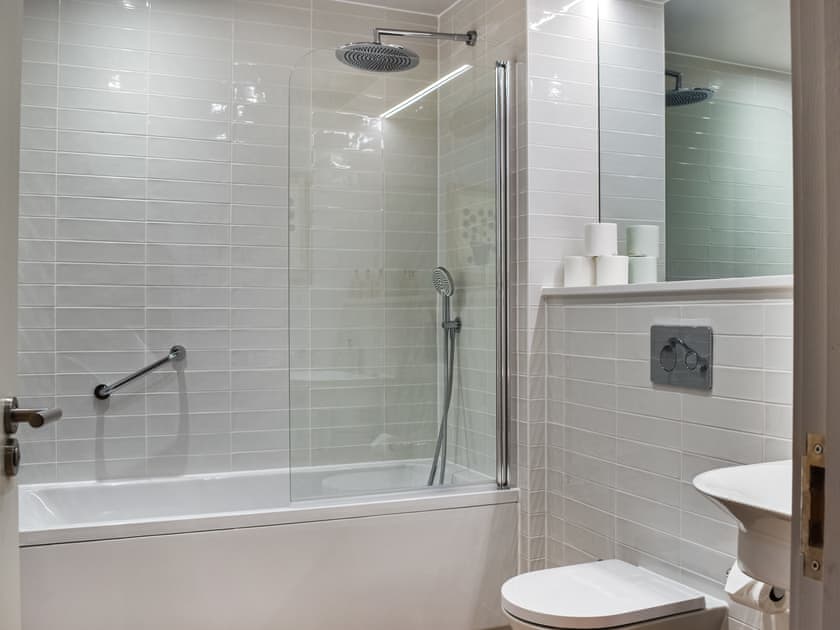 Bathroom | Villa 79 - St Ives Resort, Carbis Bay