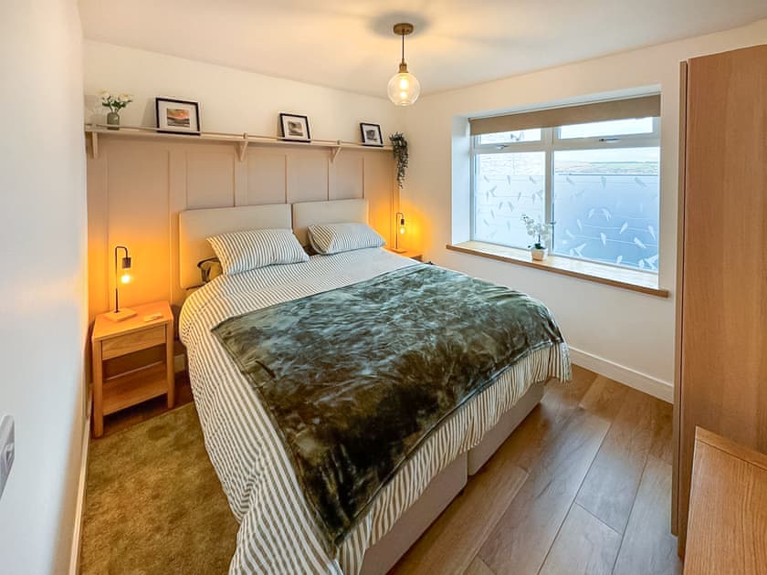 Double bedroom | Hillcrest Cottage, Dunoon