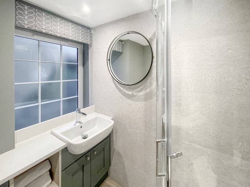 Newly refurbished bathroom | Cauldron Falls, West Burton, near Leyburn