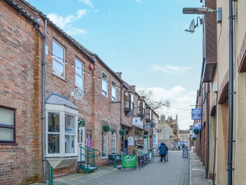 Exterior | Holly’s Apartment, Beverley