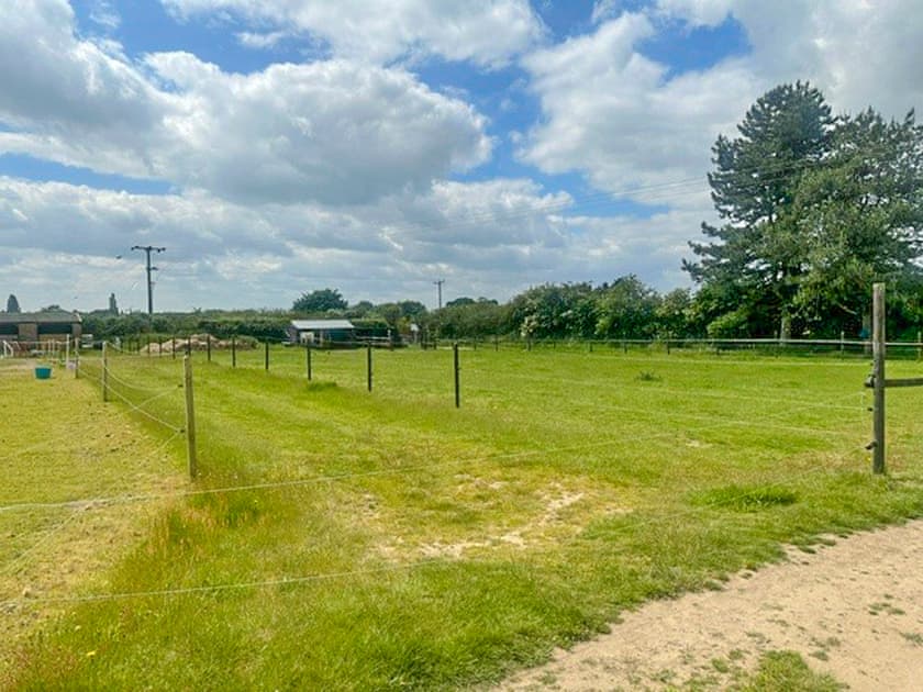 Surrounding area | Leanda Lodge, Burgh Castle, near Great Yarmouth