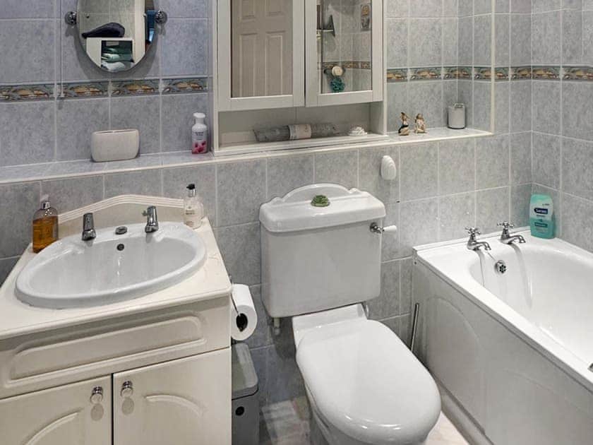 Bathroom | Clovelly Rise, Dawlish