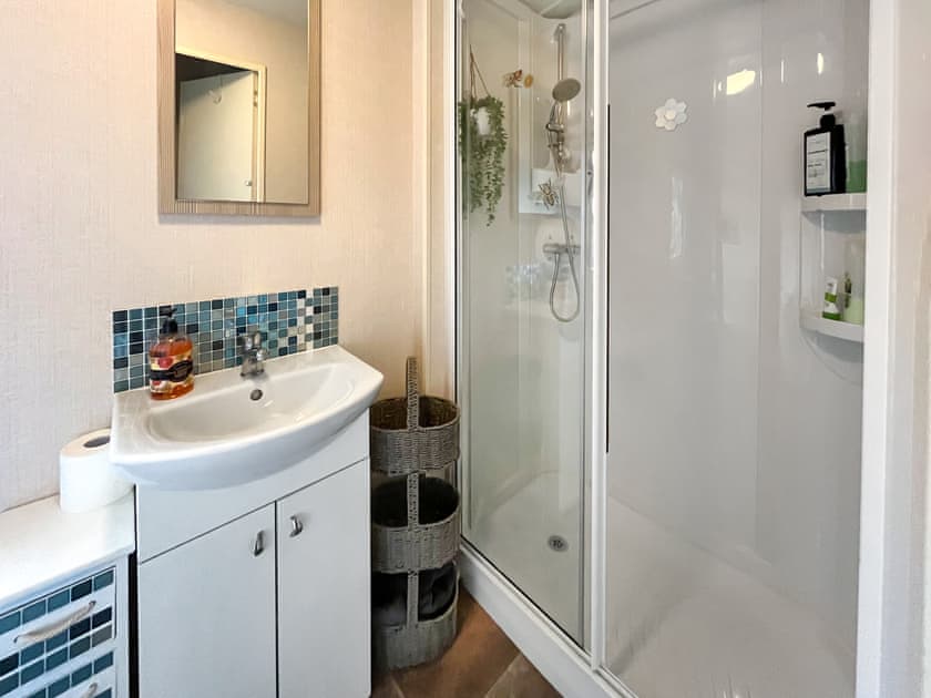 Bathroom | The Hive, Hawick