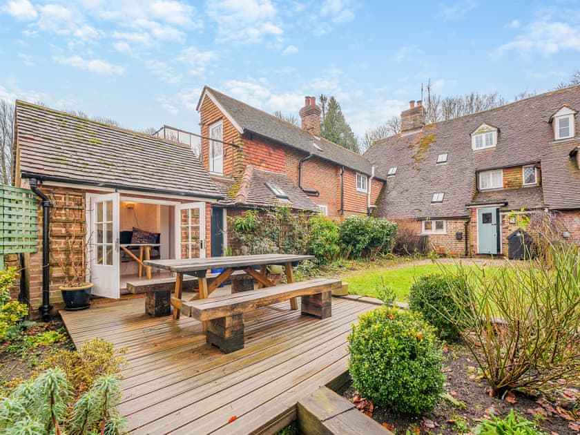 Exterior | School Hill House, Hartfield