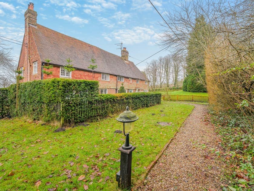 Exterior | School Hill House, Hartfield