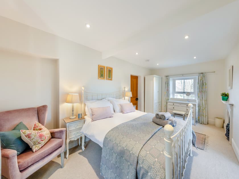 Double bedroom | The Farmhouse - House In The Yard, Gaerwen