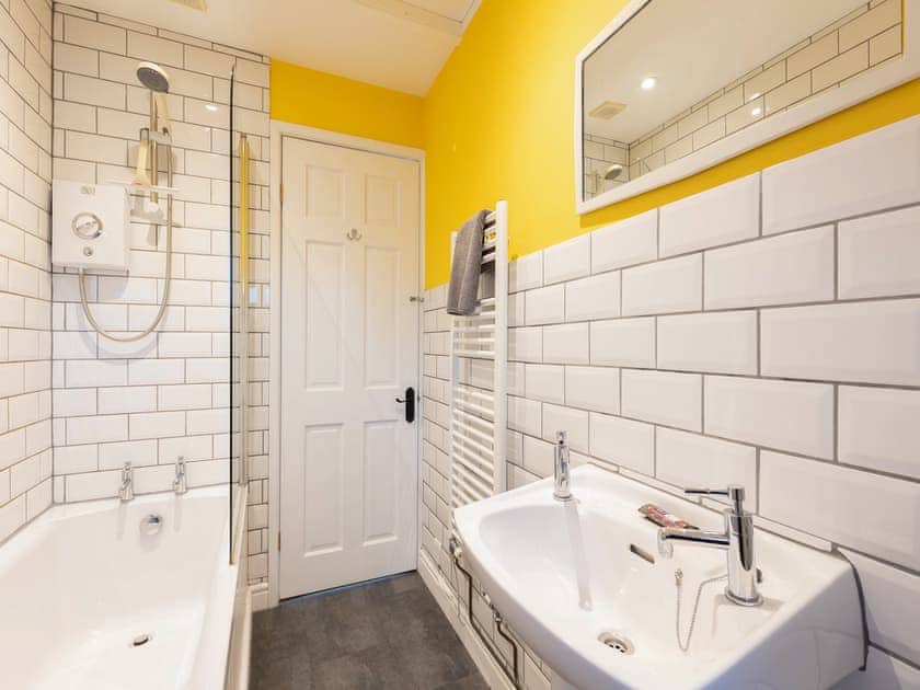 Bathroom | The Owl Barn - House In The Yard, Gaerwen
