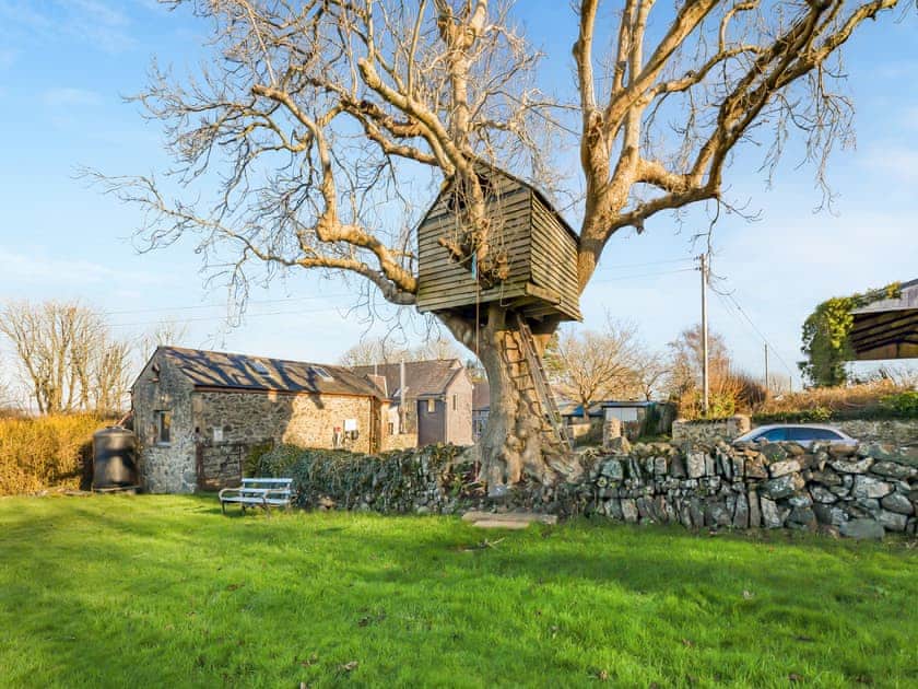 Garden | The Owl Barn - House In The Yard, Gaerwen