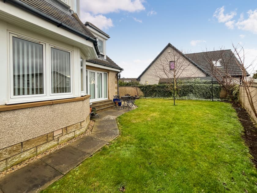 Patio | Littlewood Gardens, Montrose