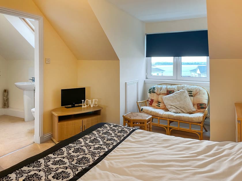 Double bedroom | Littlewood Gardens, Montrose