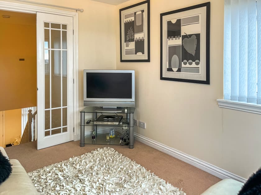 Interior | Littlewood Gardens, Montrose