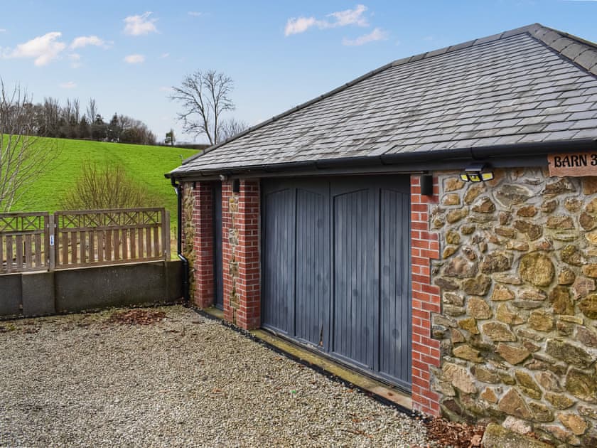 Outdoor | De-Vollard Barn, Saltash